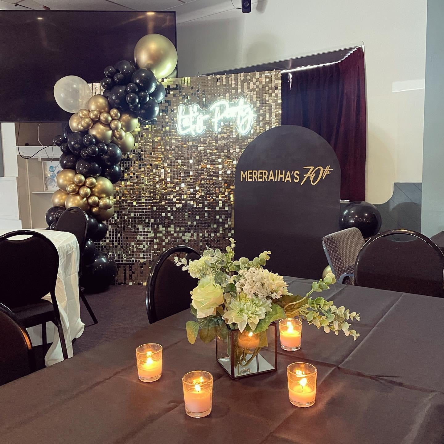 GOLD Shimmer Wall