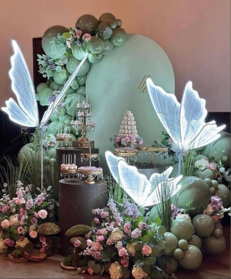 Butterfly Light Stand White (1 Meter)